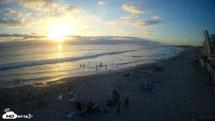 17th St. Del Mar Beach - 4K NW View Live Cam - Jun 26, 2026, 7:39pm PDT