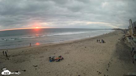17th St. Del Mar Beach - 4K NW View Live Cam - May 23, 2026, 7:44pm PDT