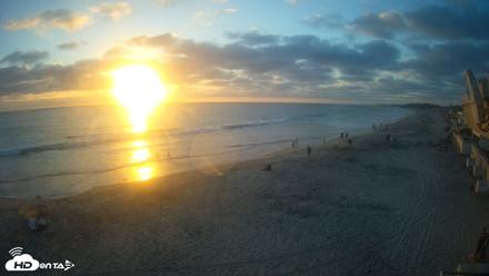17th St. Del Mar Beach - 4K NW View Live Cam - Jul 1, 2026, 7:46pm PDT