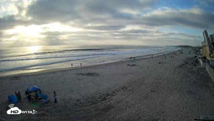 17th St. Del Mar Beach - 4K NW View Live Cam - May 9, 2026, 6:43pm PDT