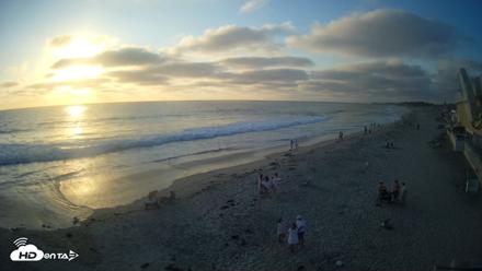 17th St. Del Mar Beach - 4K NW View Live Cam - Aug 11, 2026, 6:59pm PDT