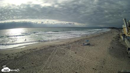 17th St. Del Mar Beach - 4K NW View Live Cam - May 26, 2026, 5:40pm PDT