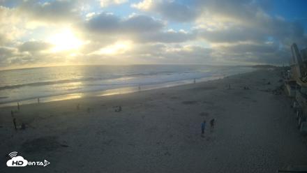 17th St. Del Mar Beach - 4K NW View Live Cam - Jul 5, 2026, 7:28pm PDT