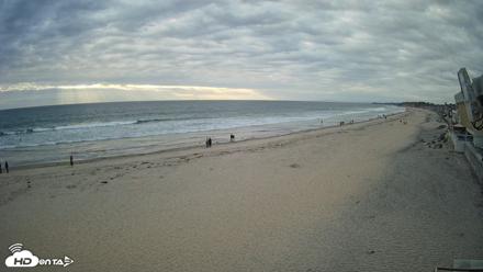 17th St. Del Mar Beach - 4K NW View Live Cam - May 3, 2026, 6:22pm PDT