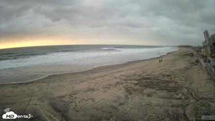 17th St. Del Mar Beach - 4K NW View Live Cam - Oct 11, 2026, 5:56pm PDT