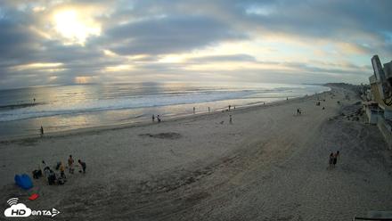 17th St. Del Mar Beach - 4K NW View Live Cam - May 9, 2026, 7:11pm PDT