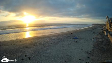 17th St. Del Mar Beach - 4K NW View Live Cam - May 21, 2026, 7:25pm PDT
