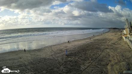 17th St. Del Mar Beach - 4K NW View Live Cam - Oct 12, 2026, 4:28pm PDT