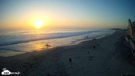 17th St. Del Mar Beach - 4K NW View Live Cam - May 31, 2026, 7:44pm PDT