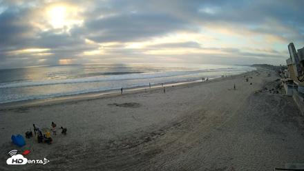 17th St. Del Mar Beach - 4K NW View Live Cam - May 9, 2026, 7:11pm PDT
