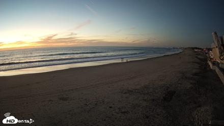 17th St. Del Mar Beach - 4K NW View Live Cam - Oct 27, 2026, 6:28pm PDT