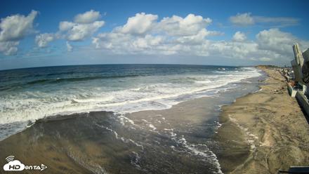 17th St. Del Mar Beach - 4K NW View Live Cam - Oct 12, 2026, 11:15am PDT