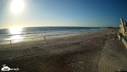17th St. Del Mar Beach - 4K NW View Live Cam - May 6, 2026, 6:09pm PDT