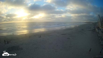 17th St. Del Mar Beach - 4K NW View Live Cam - Jul 5, 2026, 7:29pm PDT