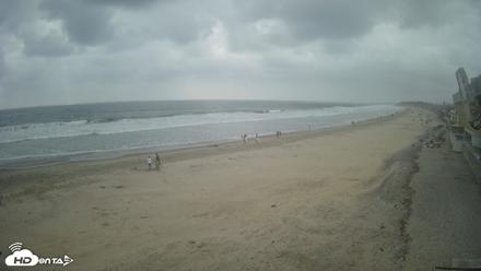 17th St. Del Mar Beach - 4K NW View Live Cam - May 17, 2026, 4:58pm PDT