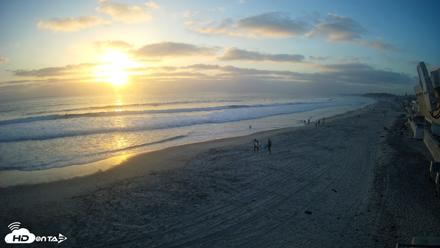 17th St. Del Mar Beach - 4K NW View Live Cam - Jun 1, 2026, 7:36pm PDT