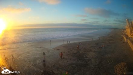 17th St. Del Mar Beach - 4K NW View Live Cam - Oct 9, 2026, 6:13pm PDT