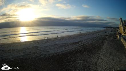 17th St. Del Mar Beach - 4K NW View Live Cam - May 7, 2026, 6:57pm PDT