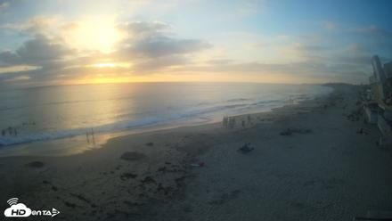 17th St. Del Mar Beach - 4K NW View Live Cam - Jul 10, 2026, 7:40pm PDT