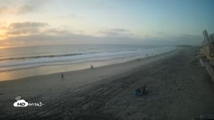 17th St. Del Mar Beach - 4K NW View Live Cam - Oct 1, 2026, 6:23pm PDT