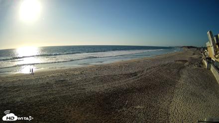 17th St. Del Mar Beach - 4K NW View Live Cam - May 6, 2026, 6:10pm PDT