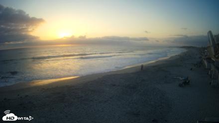 17th St. Del Mar Beach - 4K NW View Live Cam - Jun 30, 2026, 7:51pm PDT
