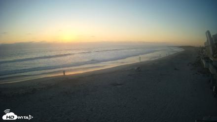 17th St. Del Mar Beach - 4K NW View Live Cam - Jun 22, 2026, 7:59pm PDT