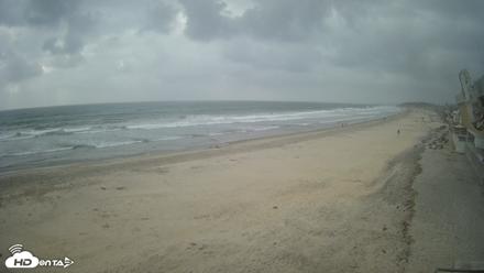 17th St. Del Mar Beach - 4K NW View Live Cam - May 17, 2026, 5:10pm PDT