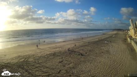 17th St. Del Mar Beach - 4K NW View Live Cam - Sep 28, 2026, 5:42pm PDT