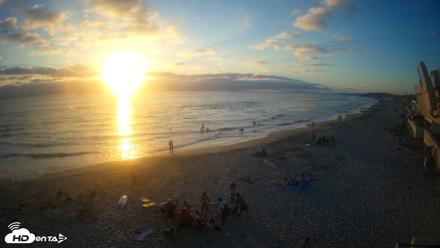 17th St. Del Mar Beach - 4K NW View Live Cam - Jun 26, 2026, 7:42pm PDT
