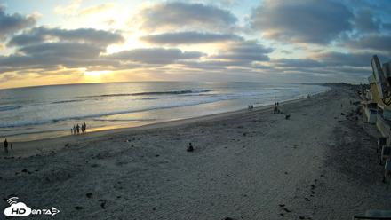 17th St. Del Mar Beach - 4K NW View Live Cam - May 22, 2026, 7:20pm PDT