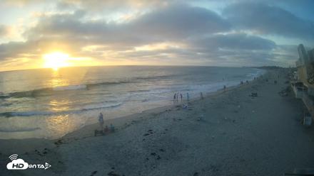 17th St. Del Mar Beach - 4K NW View Live Cam - Aug 11, 2026, 7:15pm PDT