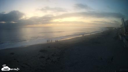 17th St. Del Mar Beach - 4K NW View Live Cam - Jul 10, 2026, 8:26pm PDT