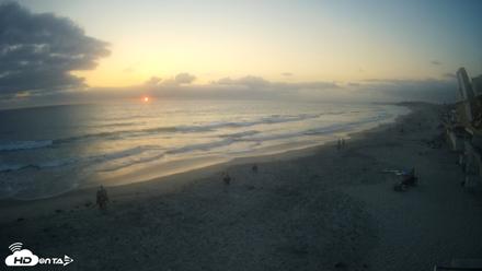 17th St. Del Mar Beach - 4K NW View Live Cam - Jun 30, 2026, 7:59pm PDT