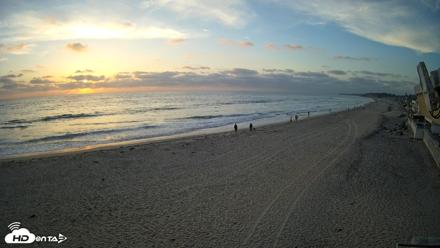 17th St. Del Mar Beach - 4K NW View Live Cam - Apr 29, 2026, 7:21pm PDT