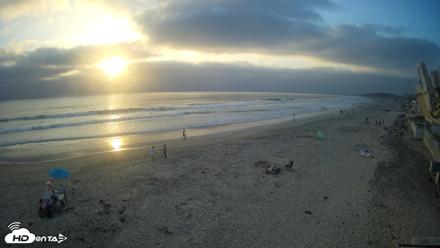 17th St. Del Mar Beach - 4K NW View Live Cam - Jun 4, 2026, 7:22pm PDT
