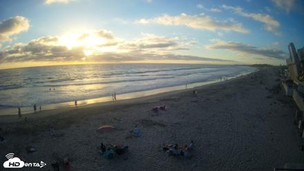17th St. Del Mar Beach - 4K NW View Live Cam - Jun 21, 2026, 7:28pm PDT