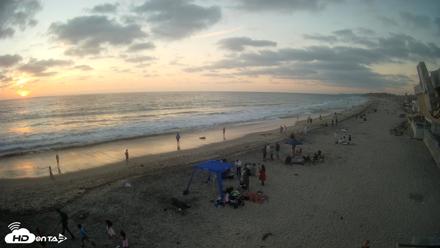 17th St. Del Mar Beach - 4K NW View Live Cam - Sep 19, 2026, 6:49pm PDT