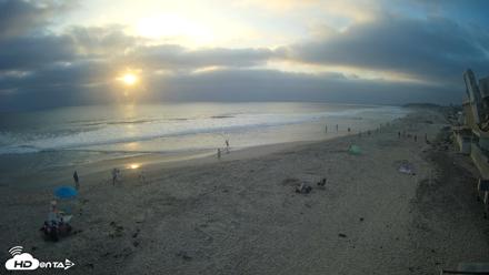 17th St. Del Mar Beach - 4K NW View Live Cam - Jun 4, 2026, 7:28pm PDT
