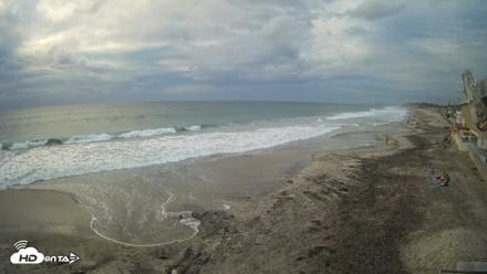 17th St. Del Mar Beach - 4K NW View Live Cam - Oct 21, 2026, 5:16pm PDT