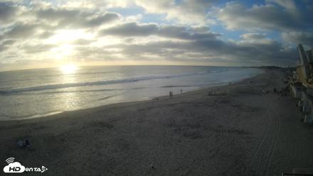 17th St. Del Mar Beach - 4K NW View Live Cam - Jul 1, 2026, 6:58pm PDT