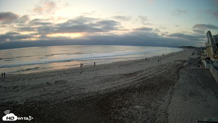 17th St. Del Mar Beach - 4K NW View Live Cam - May 7, 2026, 7:27pm PDT