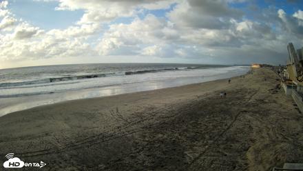 17th St. Del Mar Beach - 4K NW View Live Cam - Oct 12, 2026, 4:38pm PDT