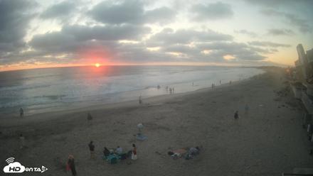 17th St. Del Mar Beach - 4K NW View Live Cam - Jun 21, 2026, 8:01pm PDT