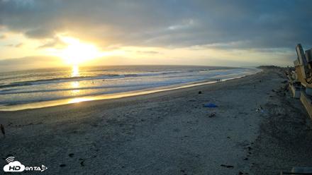 17th St. Del Mar Beach - 4K NW View Live Cam - May 21, 2026, 7:23pm PDT