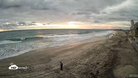 17th St. Del Mar Beach - 4K NW View Live Cam - Oct 23, 2026, 6:10pm PDT