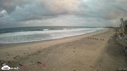 17th St. Del Mar Beach - 4K NW View Live Cam - May 27, 2026, 6:03am PDT