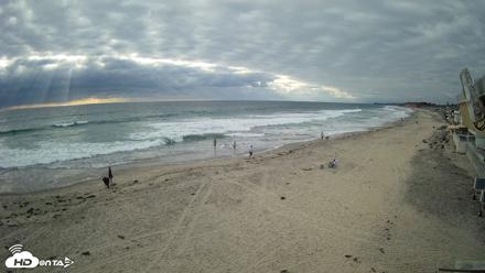 17th St. Del Mar Beach - 4K NW View Live Cam - May 26, 2026, 6:11pm PDT