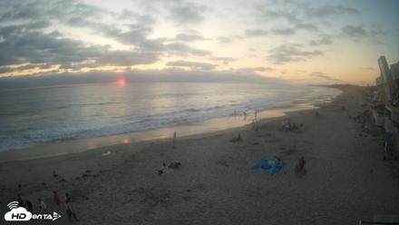 17th St. Del Mar Beach - 4K NW View Live Cam - Jun 26, 2026, 7:59pm PDT