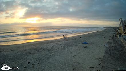 17th St. Del Mar Beach - 4K NW View Live Cam - May 21, 2026, 7:33pm PDT